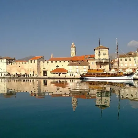 Вилла Lipovac Трогир