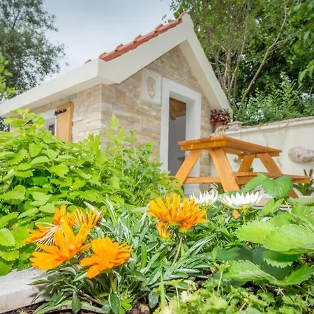 Vila Lipovac Trogir