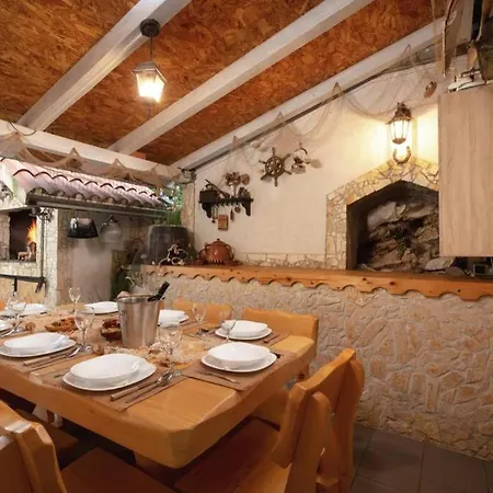 Vila Lipovac