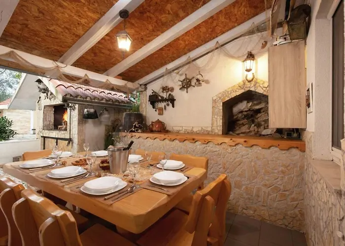 Villa Lipovac