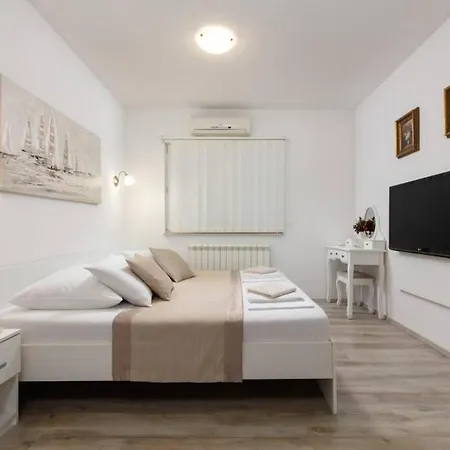 Villa Lipovac Trogir